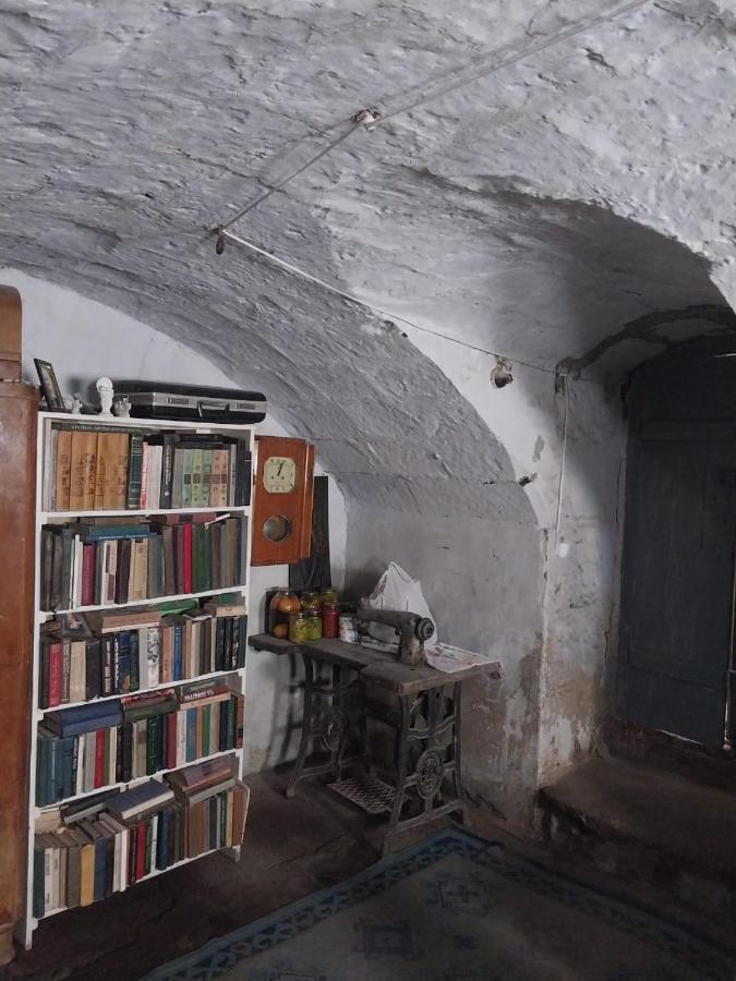 Old Arch Hotel Gyumri ภายนอก รูปภาพ